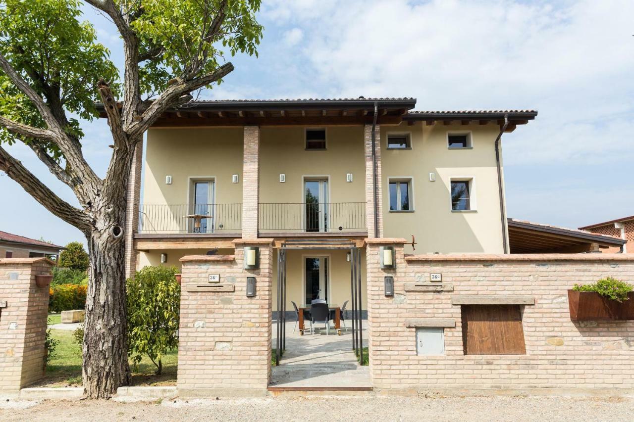 La Piccola Torre Acomodação com café da manhã Scandiano Exterior foto