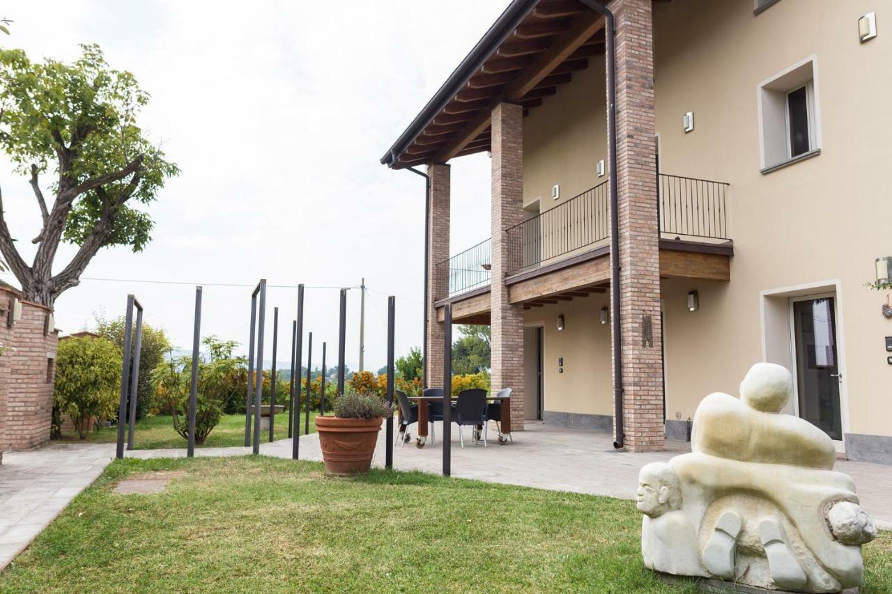 La Piccola Torre Acomodação com café da manhã Scandiano Exterior foto