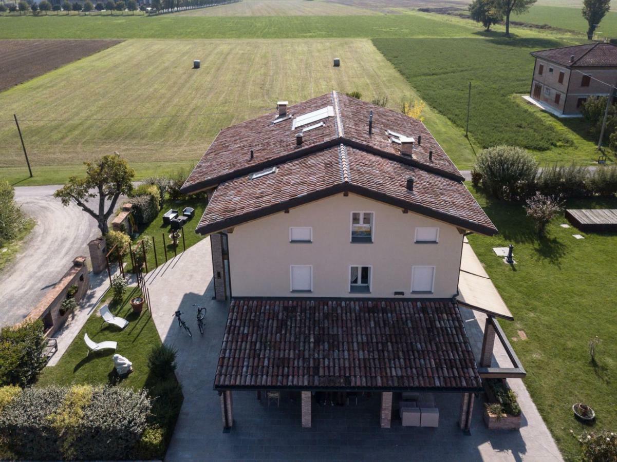 La Piccola Torre Acomodação com café da manhã Scandiano Exterior foto